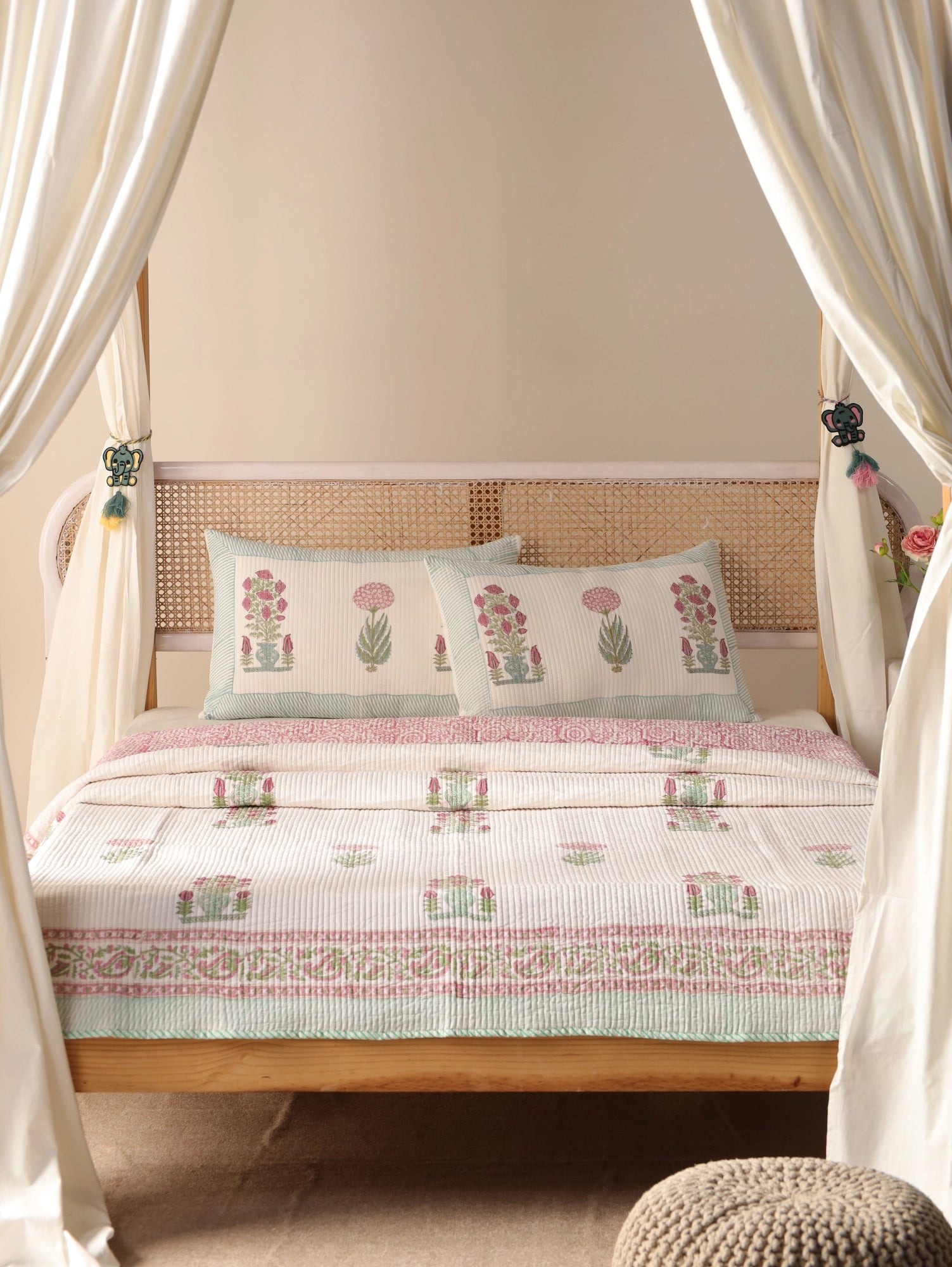 Indian Quilt Bedspread handmade block print quilt, Reversible Quilted Blanket Throw, Winter Warm Quilt, Queen Floral Print - Image 2