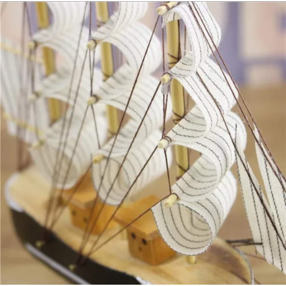 Sailing Ship Showpiece Secondary image